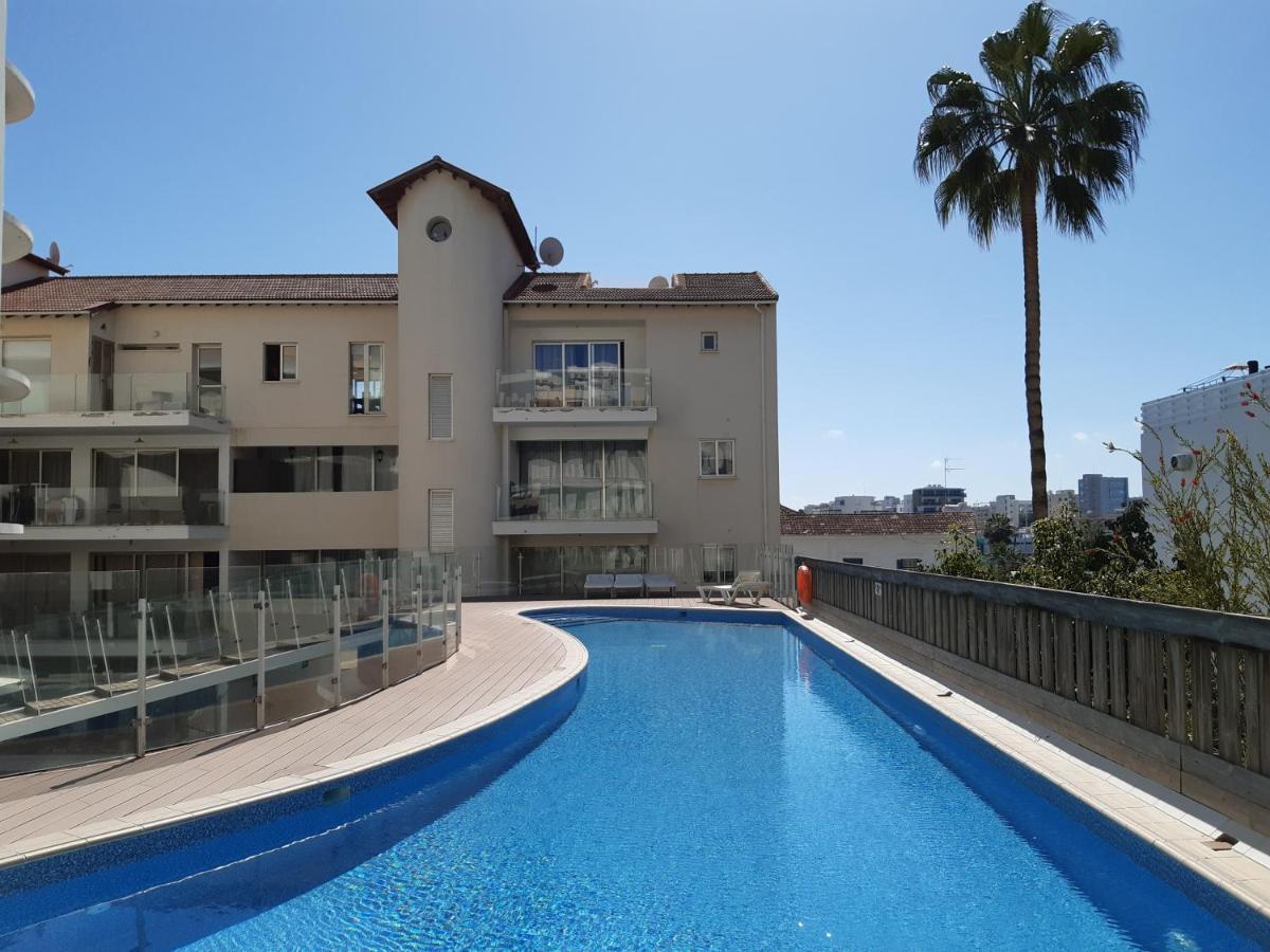 City Flats 2 Bedroom Apartment Larnaka Exterior foto